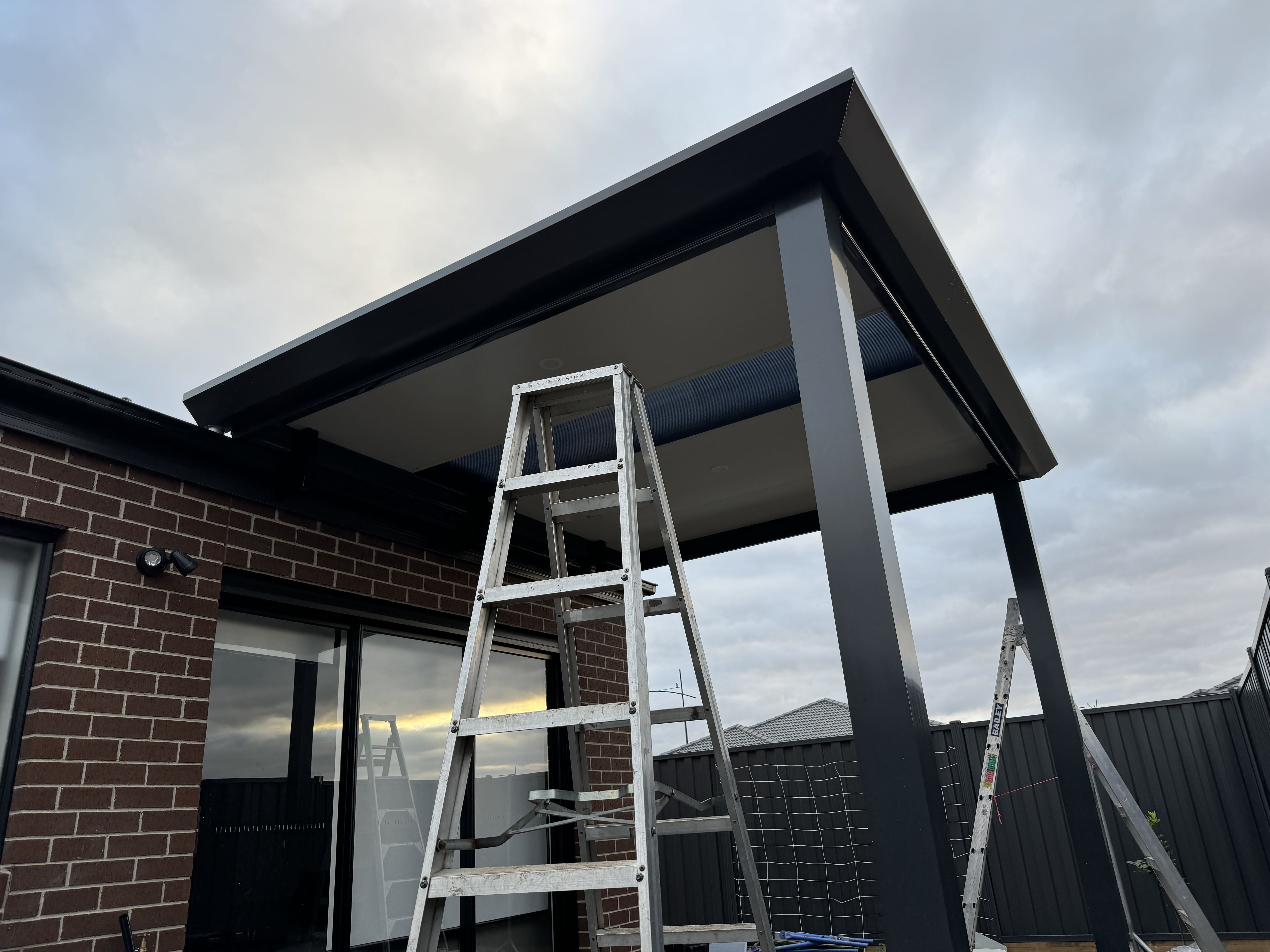 Sunroom in Rockbank Before 3