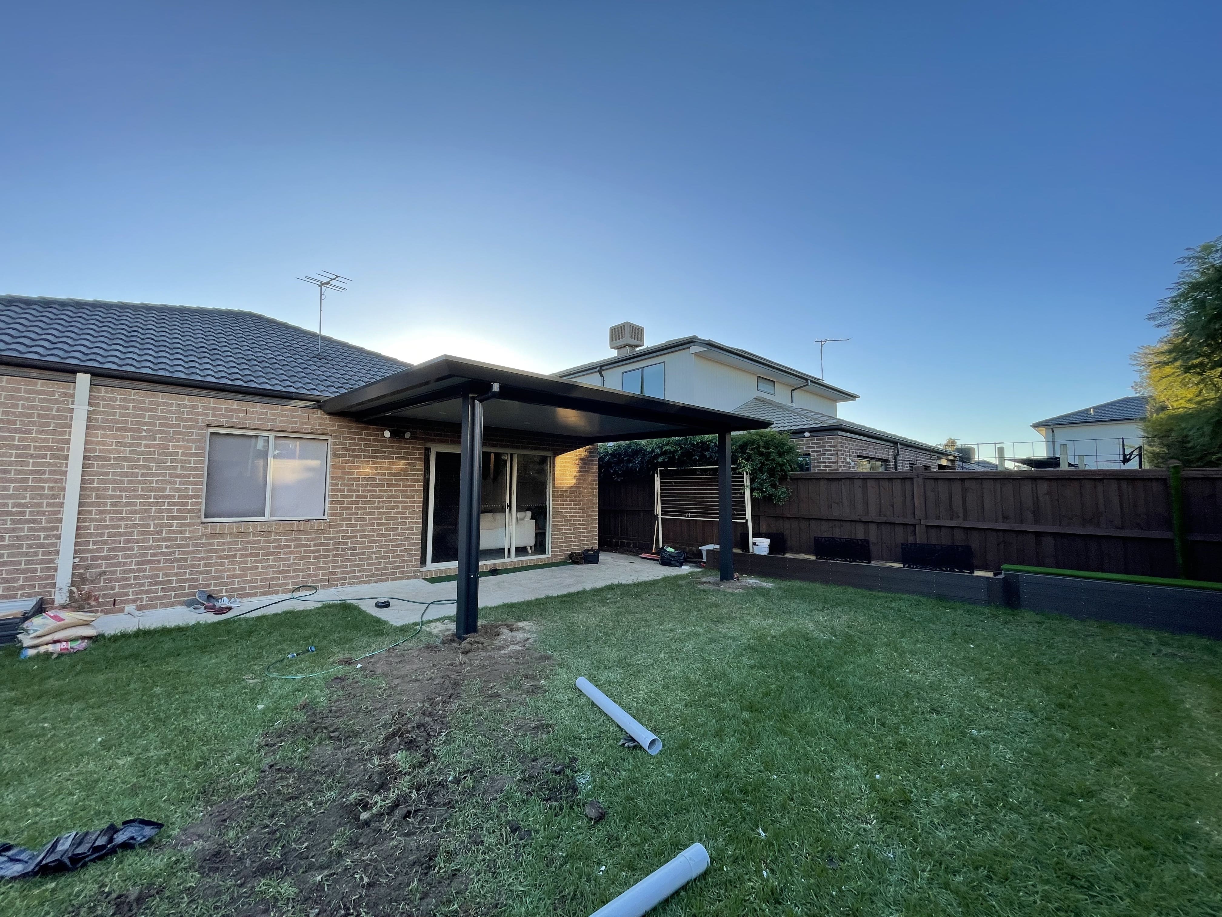 Overhang Insulated Patio in Point Cook Before 2