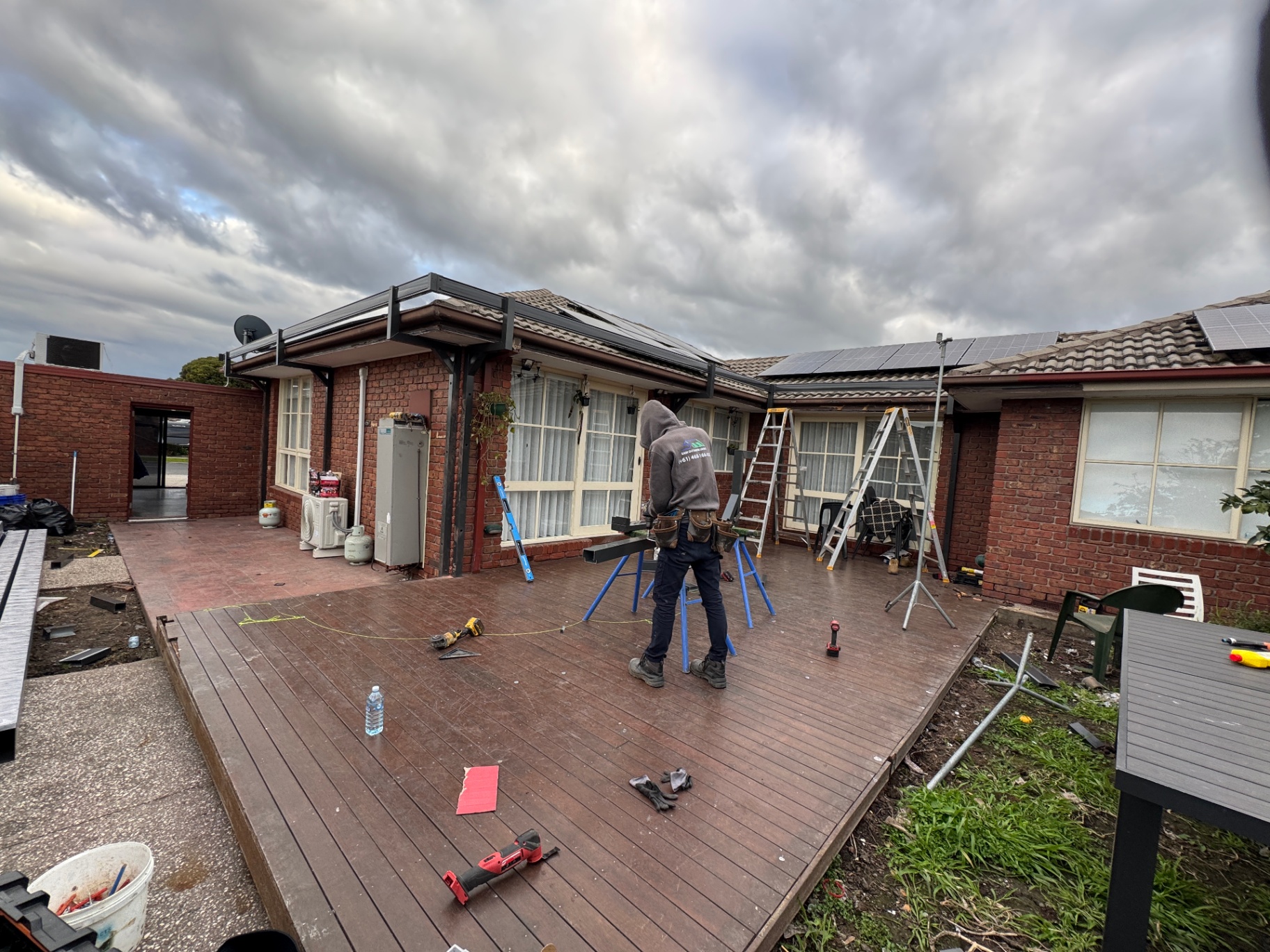 Sunroom in Greenvale Before 1
