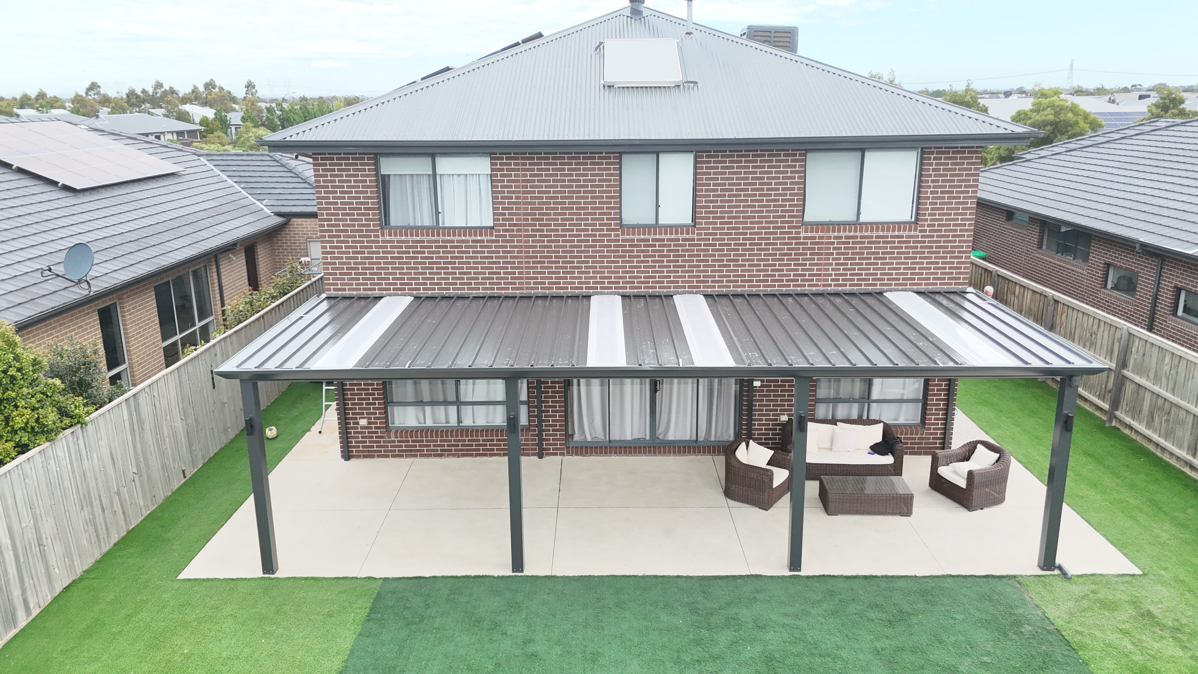 Insulated patio with CoolLight in Officer After 1