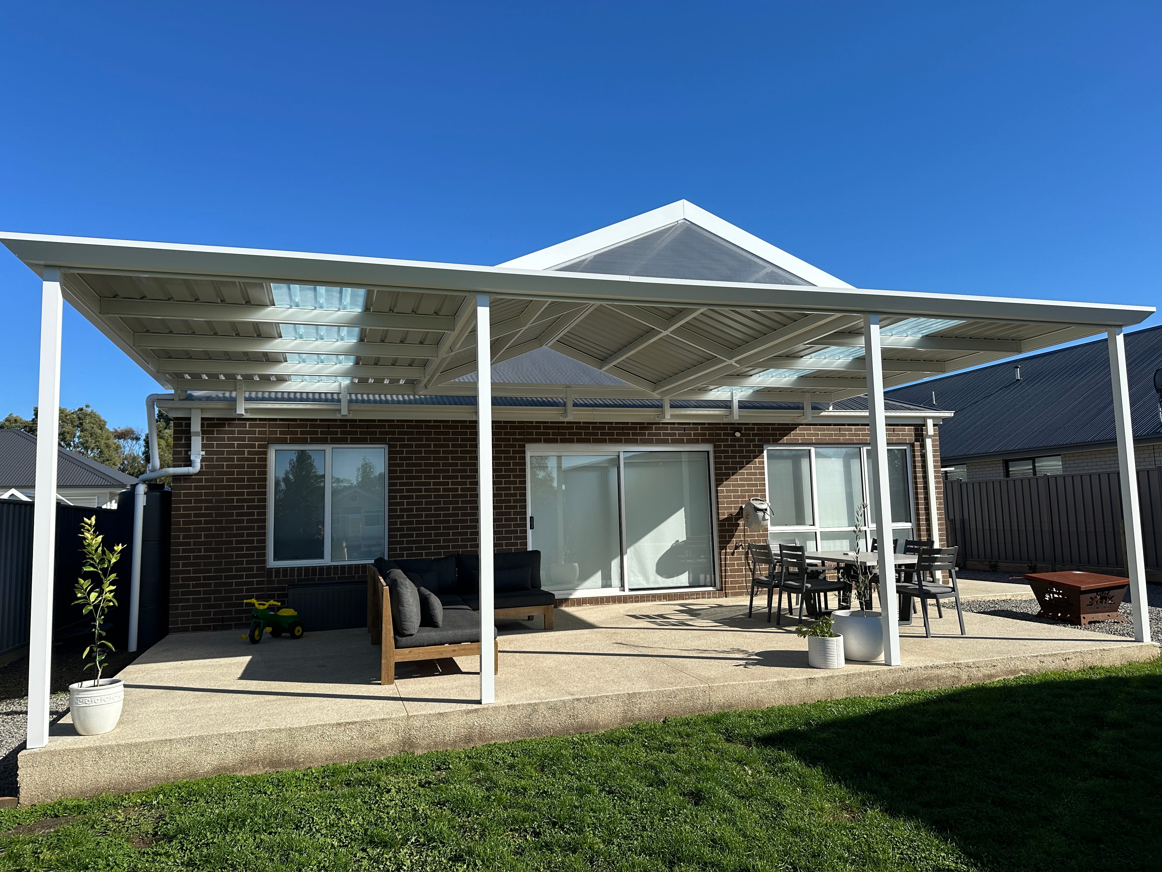 Colorbond Half Flat Half Gable in Riddells Creek After 1