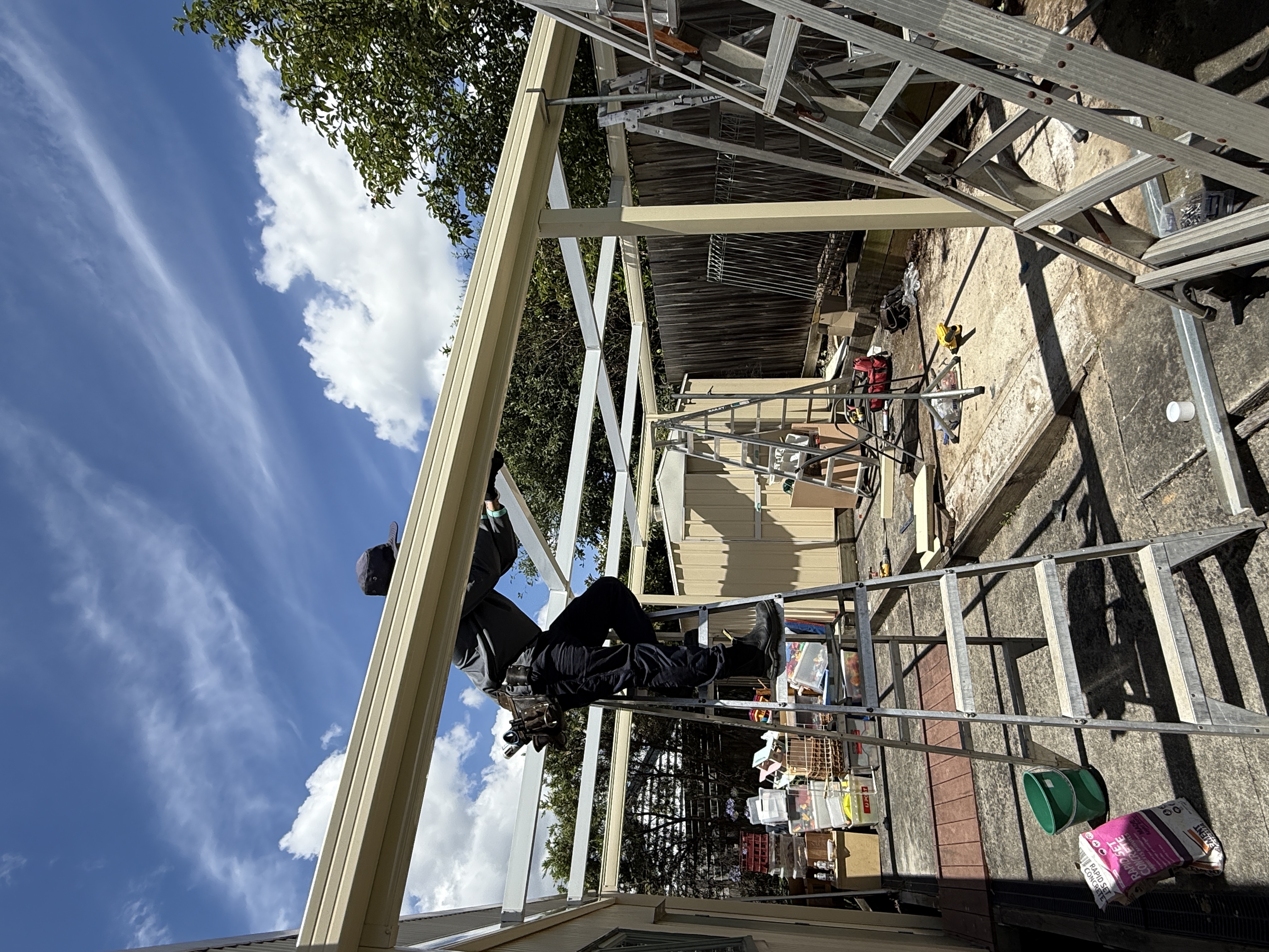 Fibreglass Colorbond Patio Before 1