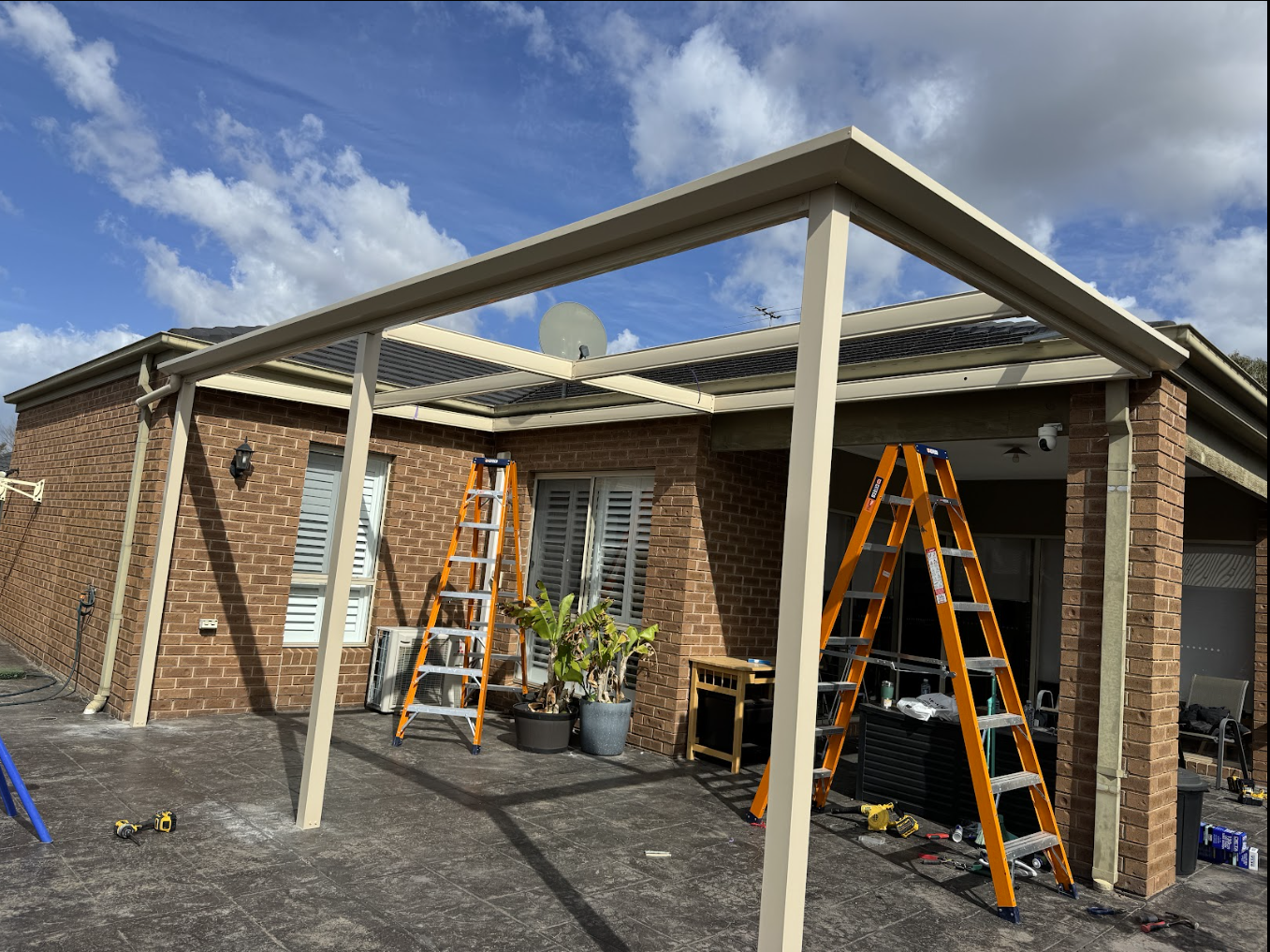 Colorbond Pergola and Composite Decking in Point Cook Before 1