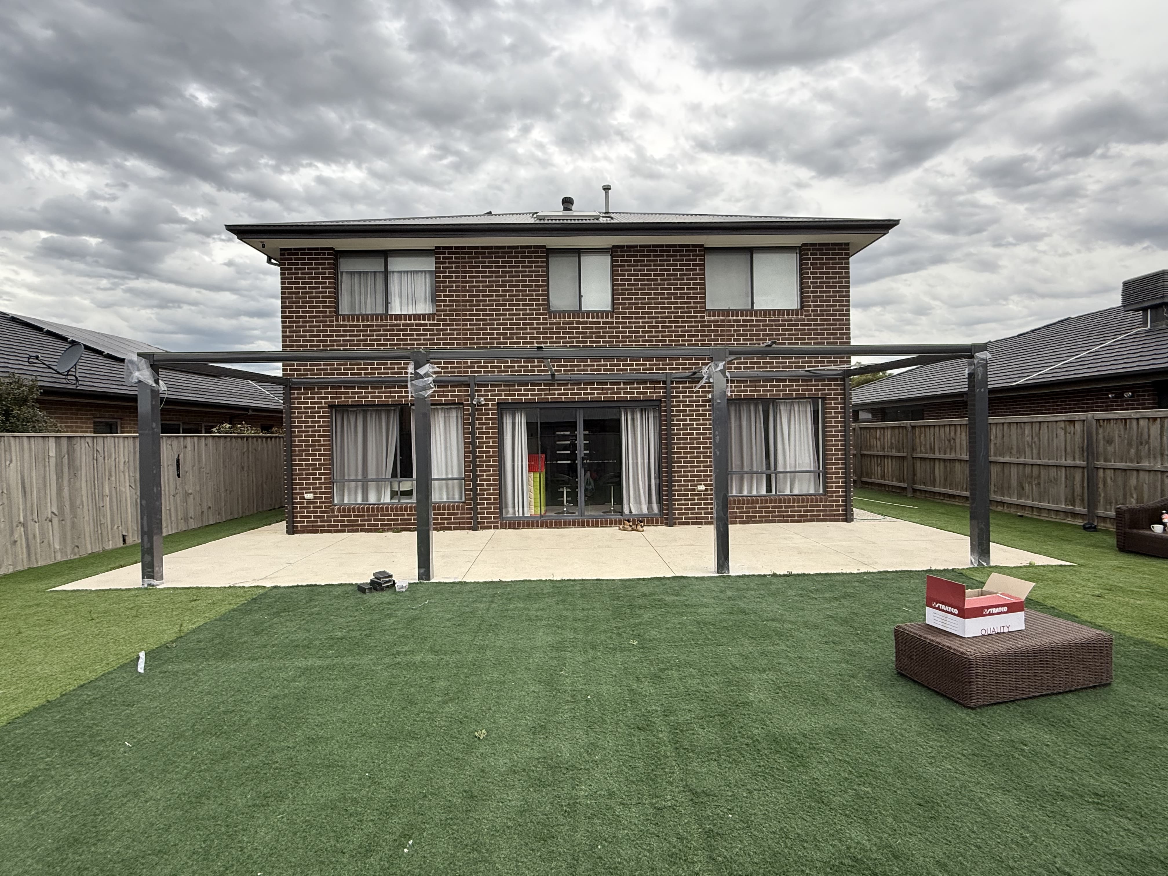 Insulated patio with CoolLight in Officer Before 1