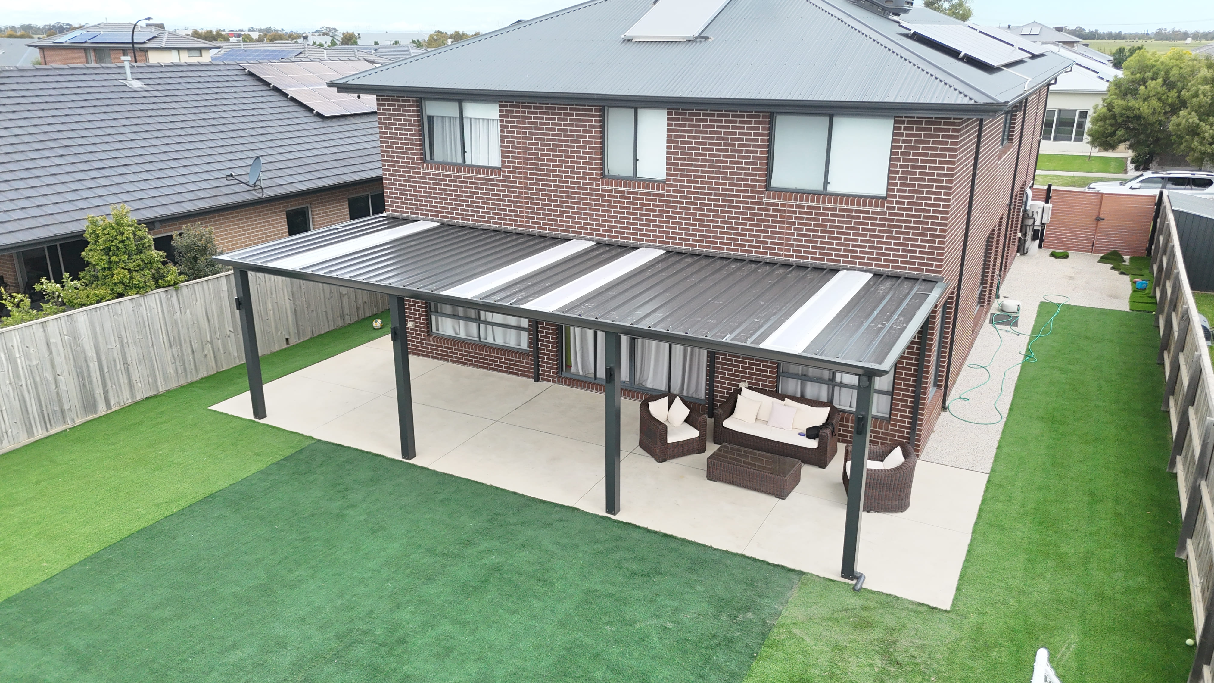 Insulated patio with CoolLight in Officer After 8