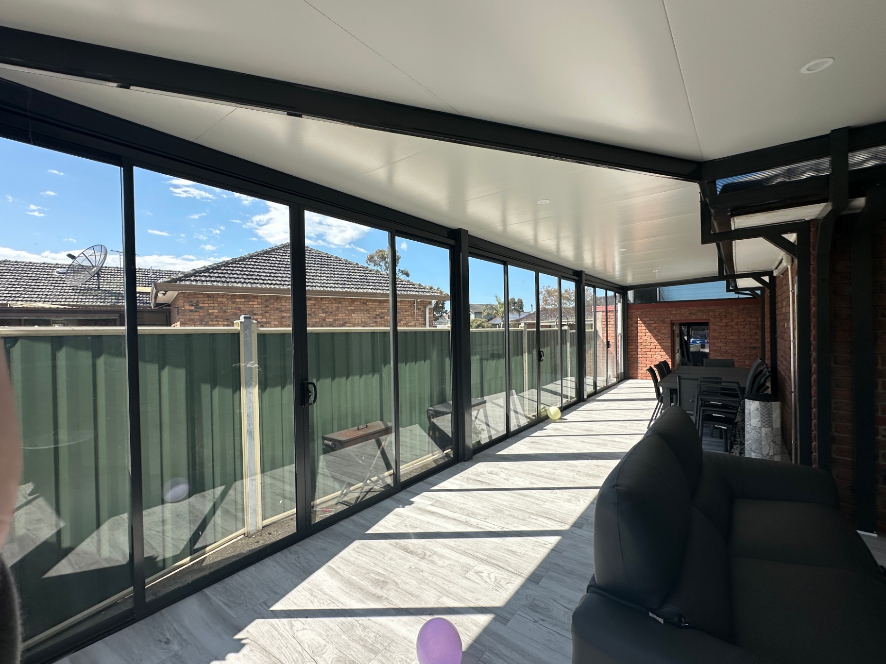 Sunroom in Greenvale After 5