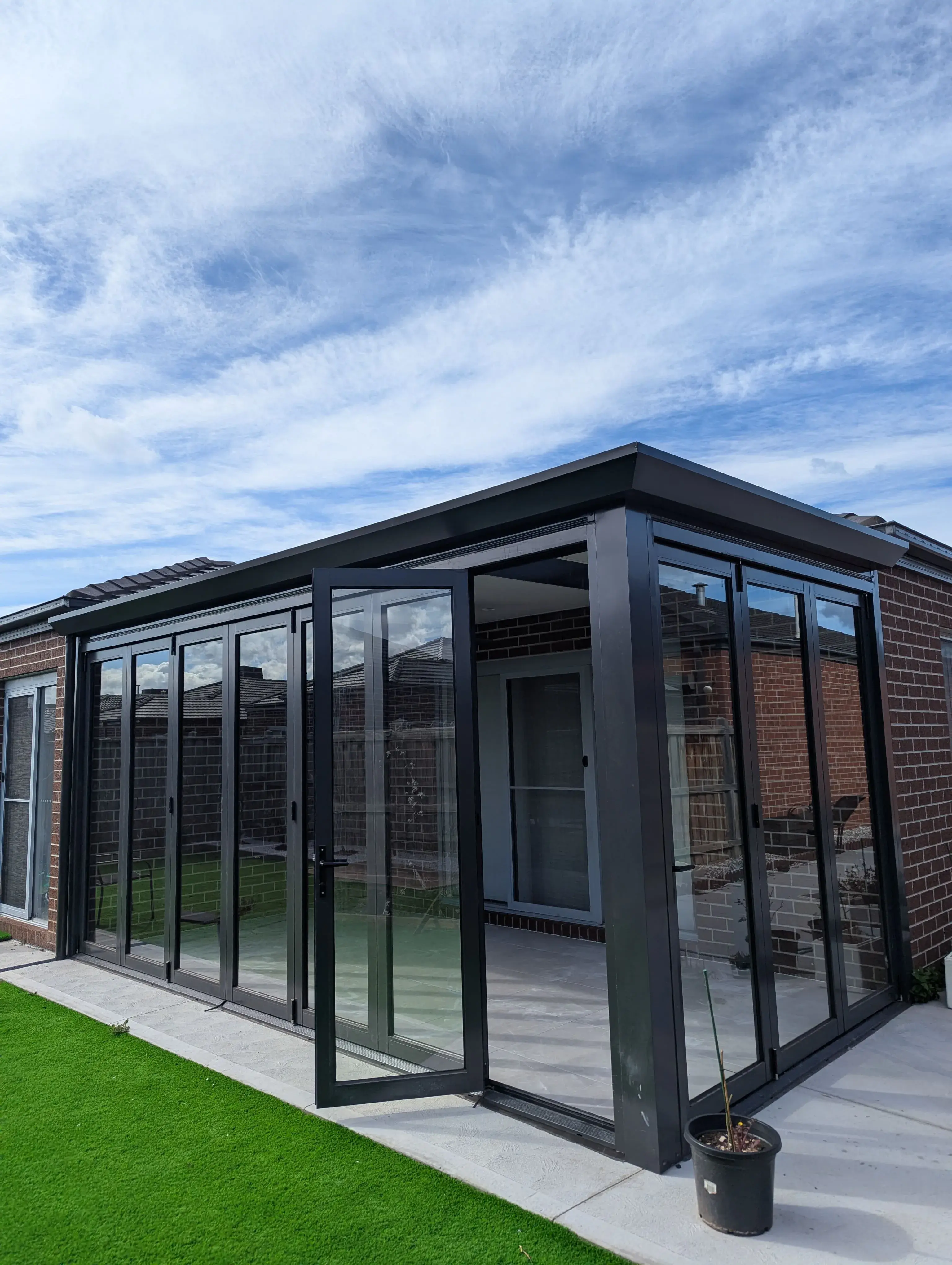Insulated Sunroom with Bifold Door